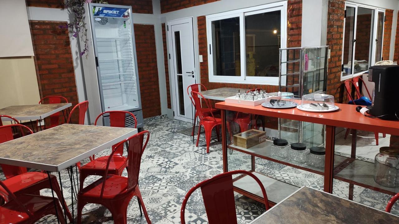 Acol Apartment Перито Морено Екстериор снимка