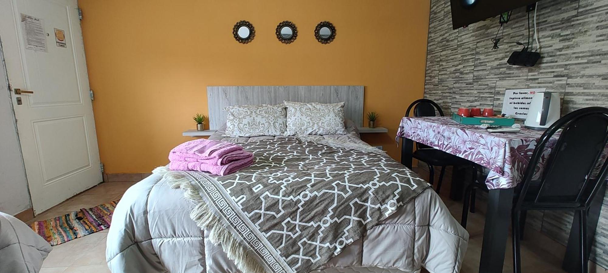 Acol Apartment Перито Морено Екстериор снимка